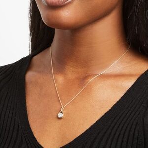 Diamond and gold necklace